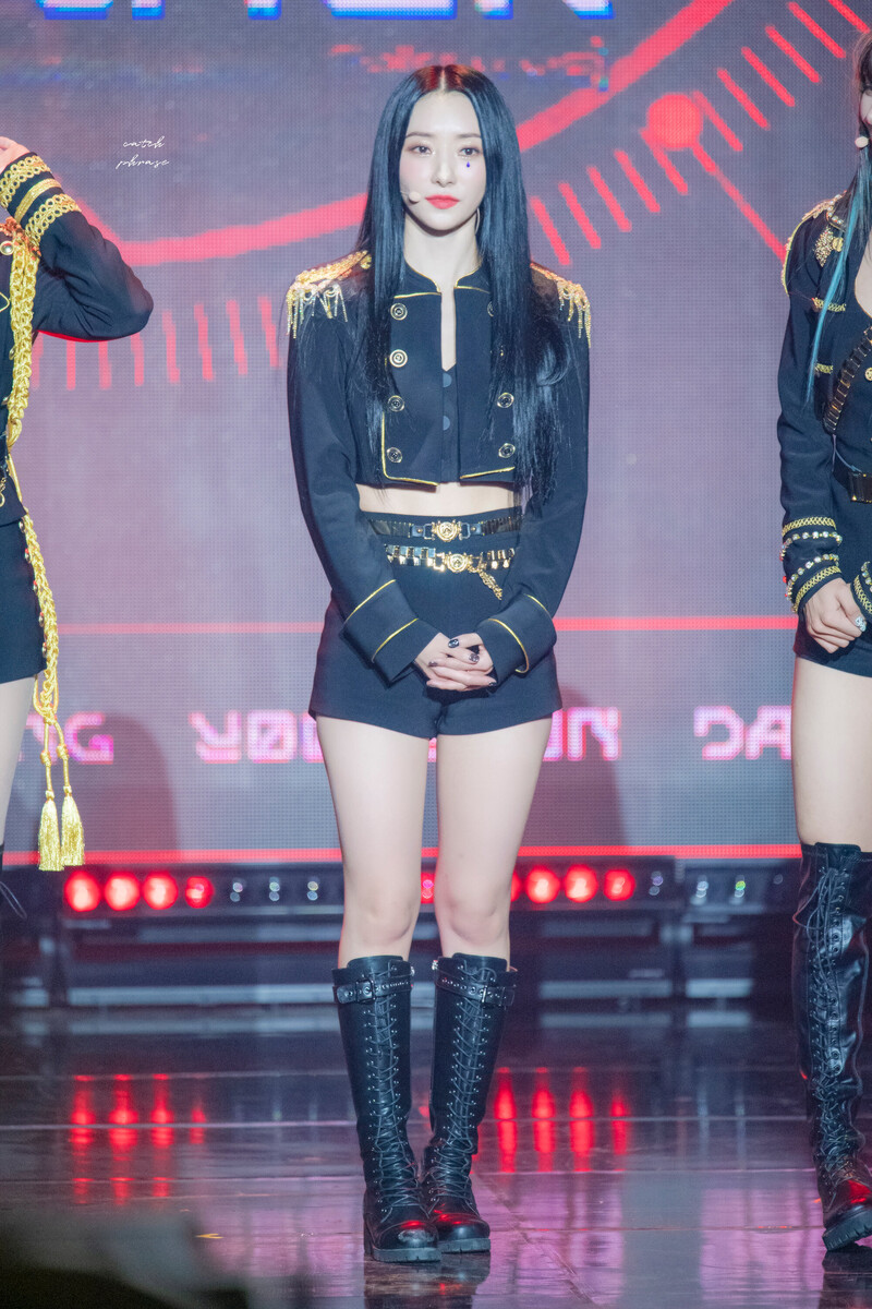 221011 Dreamcatcher Sua - 'Apocalypse: Follow Us' Press Showcase documents 1