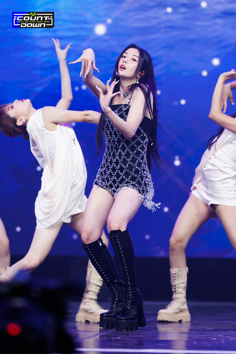 221013 Kwon Eunbi 'UNDERWATER' at M Countdown documents 2