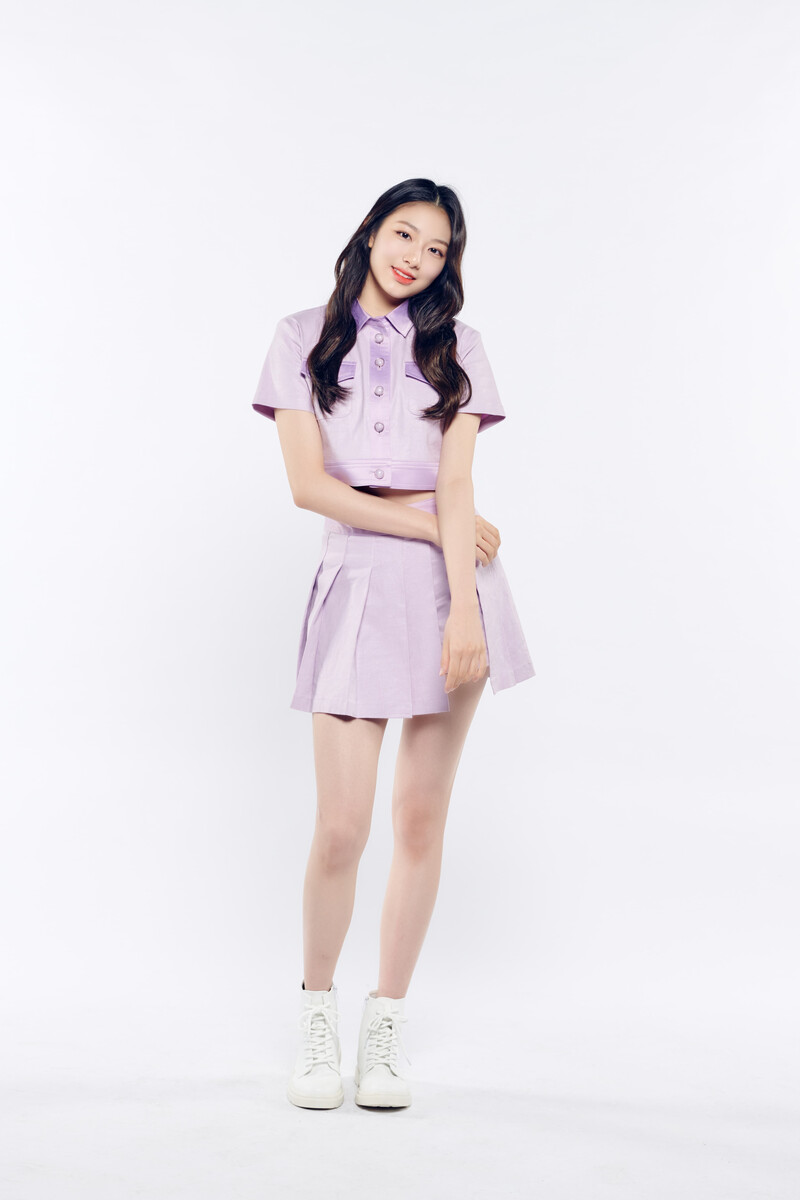 Girls Planet 999 - C Group Introduction Profile Photos - Zhou Xin Yu documents 2