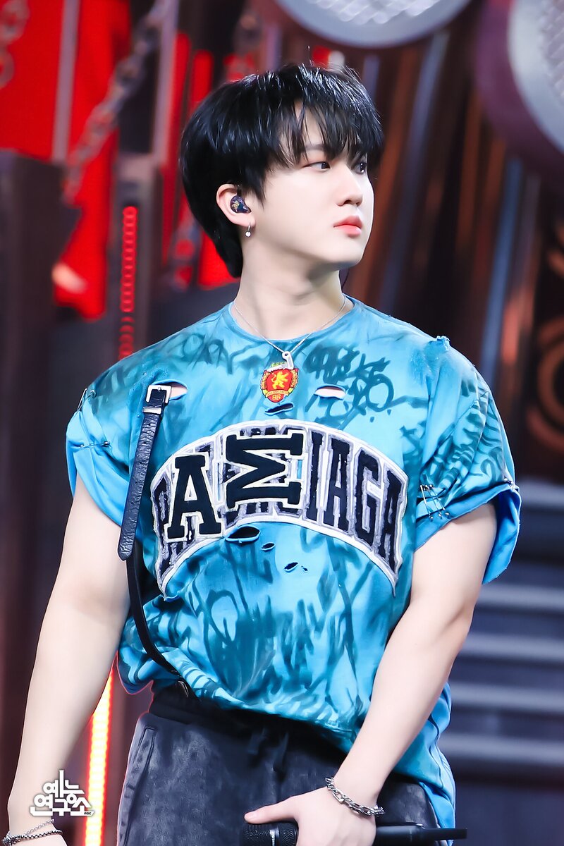 231111 Stray Kids Changbin - "Rock-Star" at Music Core documents 2