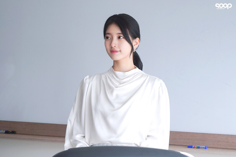 220706 SOOP Naver post - Bae Suzy - 'Anna' Behind the Scenes documents 20