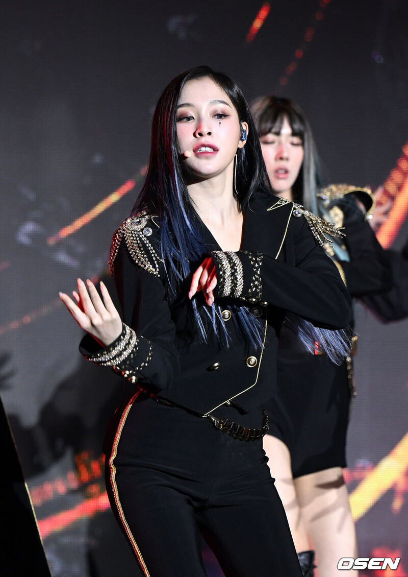 221011 Dreamcatcher Gahyeon - 'Apocalypse: Follow Us' Press Showcase documents 3