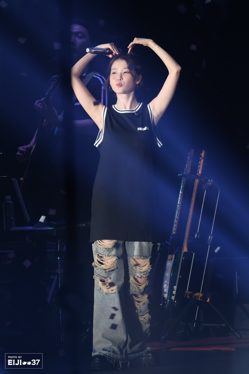 240707 IU - ‘H.E.R.’ World Tour in Osaka Day 2 documents 19