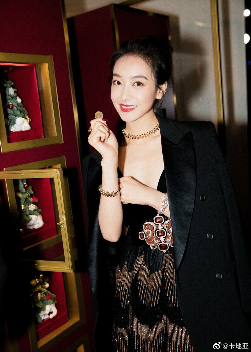 Victoria for Cartier Christmas Light-Up Event documents 8