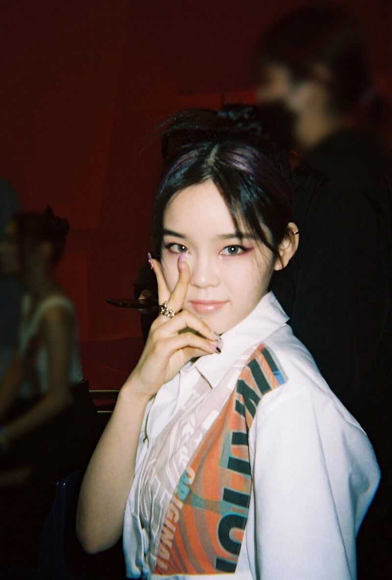 220803 XG Weverse Update - XG "MASCARA" | Behind Photo (film Ver.) documents 10