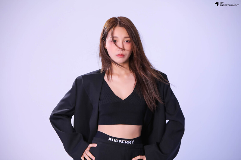 230510 IST Naver post - EUNJI behind the scenes for Cosmopolitan Magazine - May 2023 issue documents 8