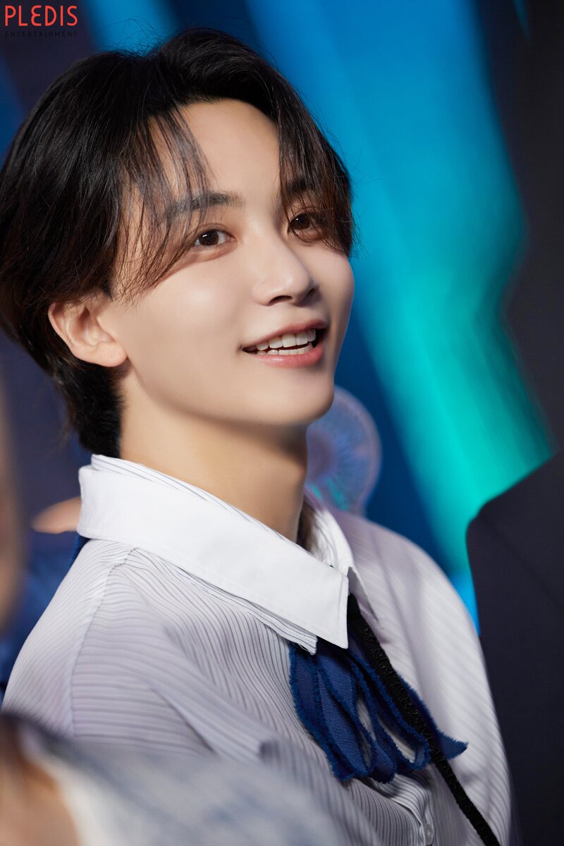 221116 SEVENTEEN ‘DREAM’ Behind the scenes of the ‘DREAM’ MV shooting - Jeonghan | Naver documents 1