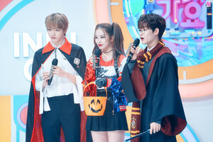 211031 Inkigayo MC's Yujin, Jihoon & Sungchan