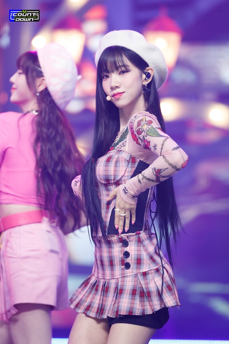 230914 EL7Z UP Yeoreum - 'Cheeky' at M Countdown documents 13