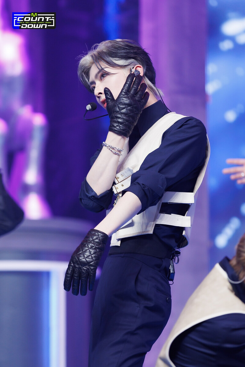 231109 ZEROBASEONE Ricky - "Crush" and "Melting Point" at M Countdown documents 7