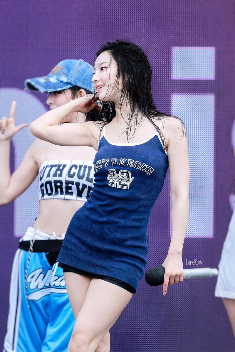 240705 fromis_9 Saerom - Waterbomb Festival in Seoul Day 1 documents 1