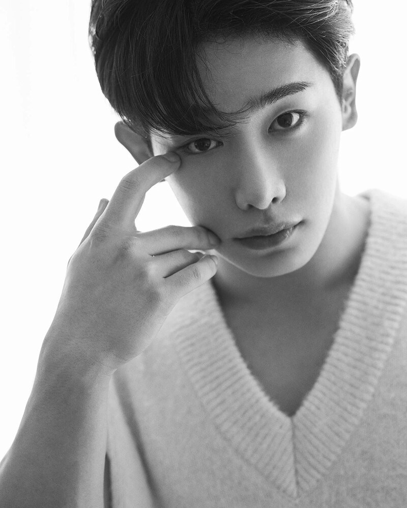 Wonho for MAPS Magazine 2021 April Issue Vol. 155 documents 6