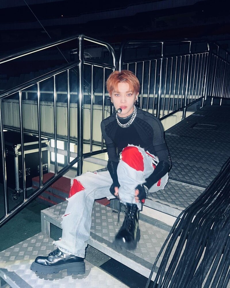 221023 NCT Taeyong Instagram Update documents 1