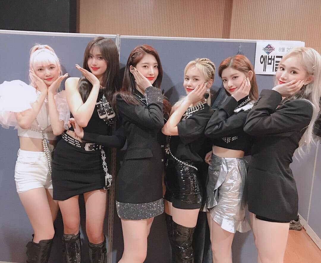 190829 EVERGLOW Instagram Update | kpopping