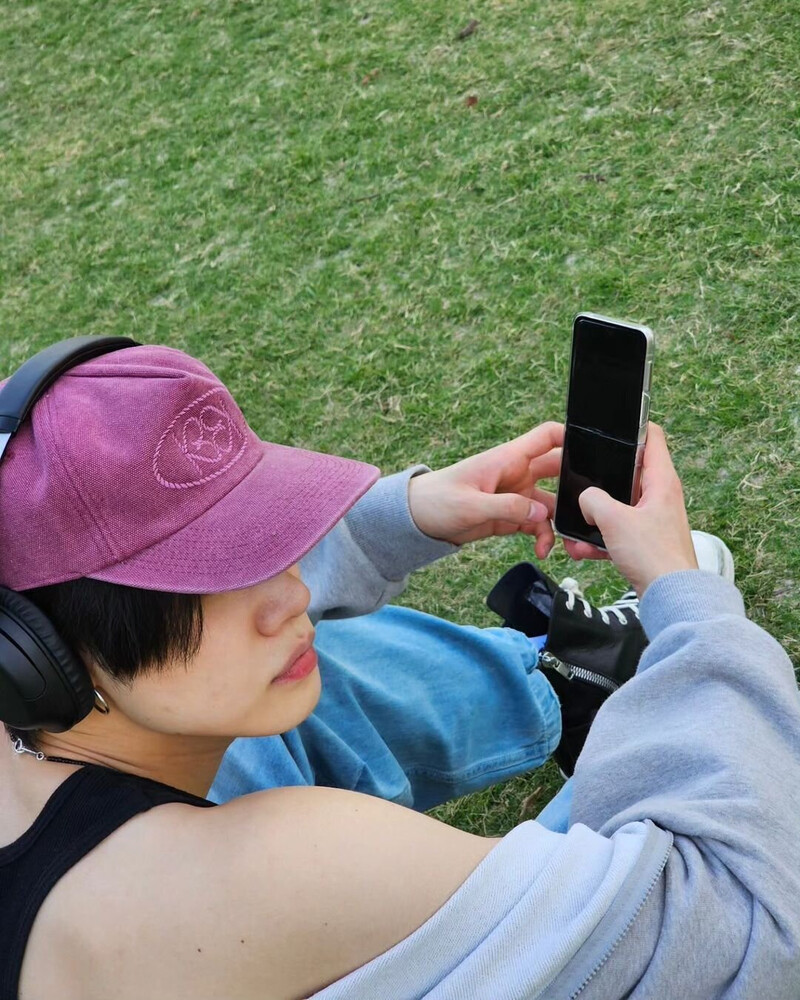 240529 TXT Yeonjun Instagram Update documents 1