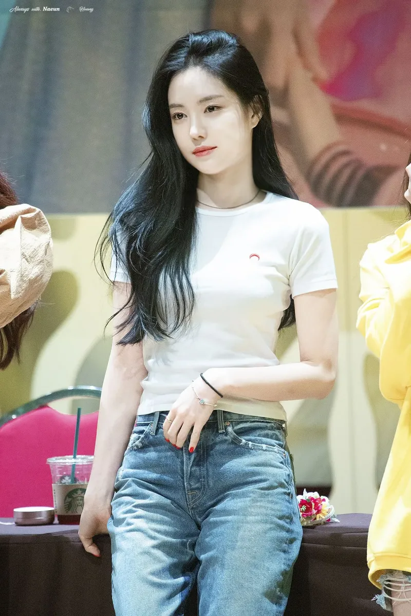 Naeun1672.jpg