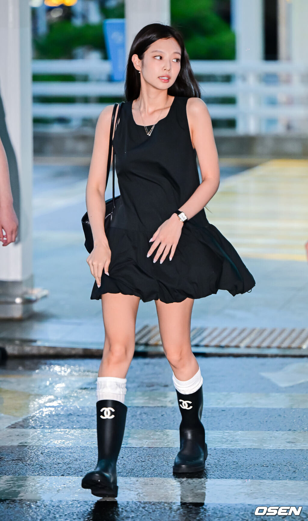 230810 BLACKPINK Jennie at Incheon International Airport | kpopping