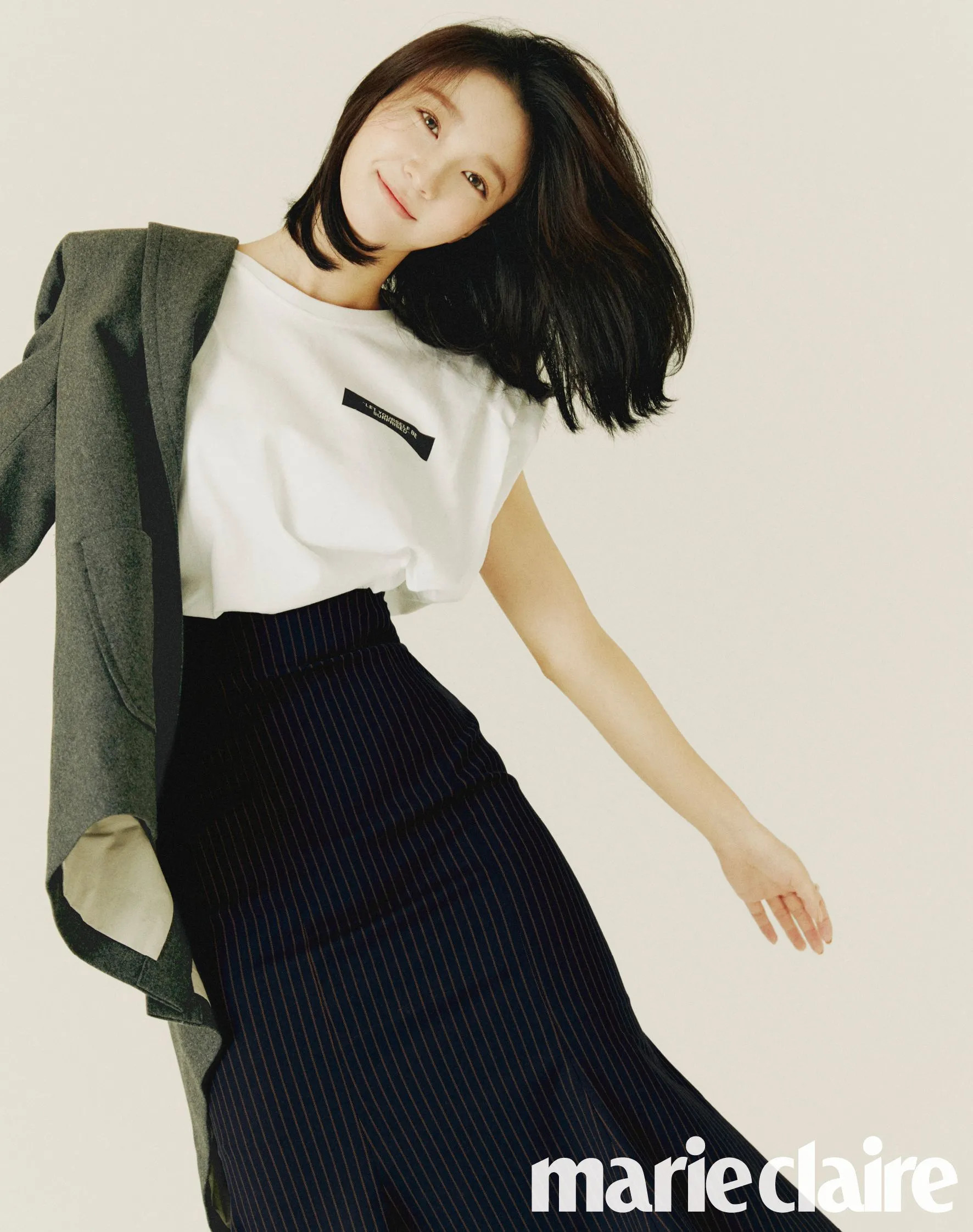 OH MY GIRL's Seunghee & Binnie for Marie Claire Korea Magazine November ...