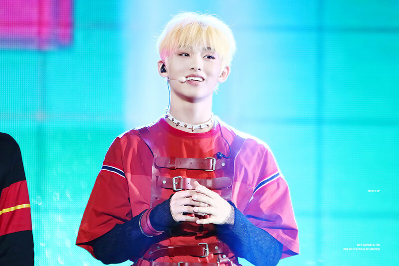 160710 NCT Winwin at M Super Concert documents 12