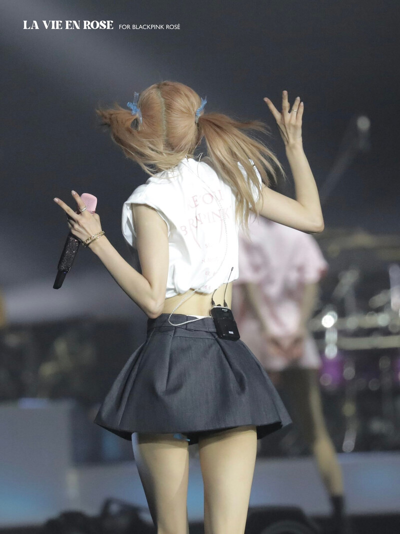 230514 BLACKPINK Rosé - 'BORN PINK' Concert in Kallang Day 2 documents 4