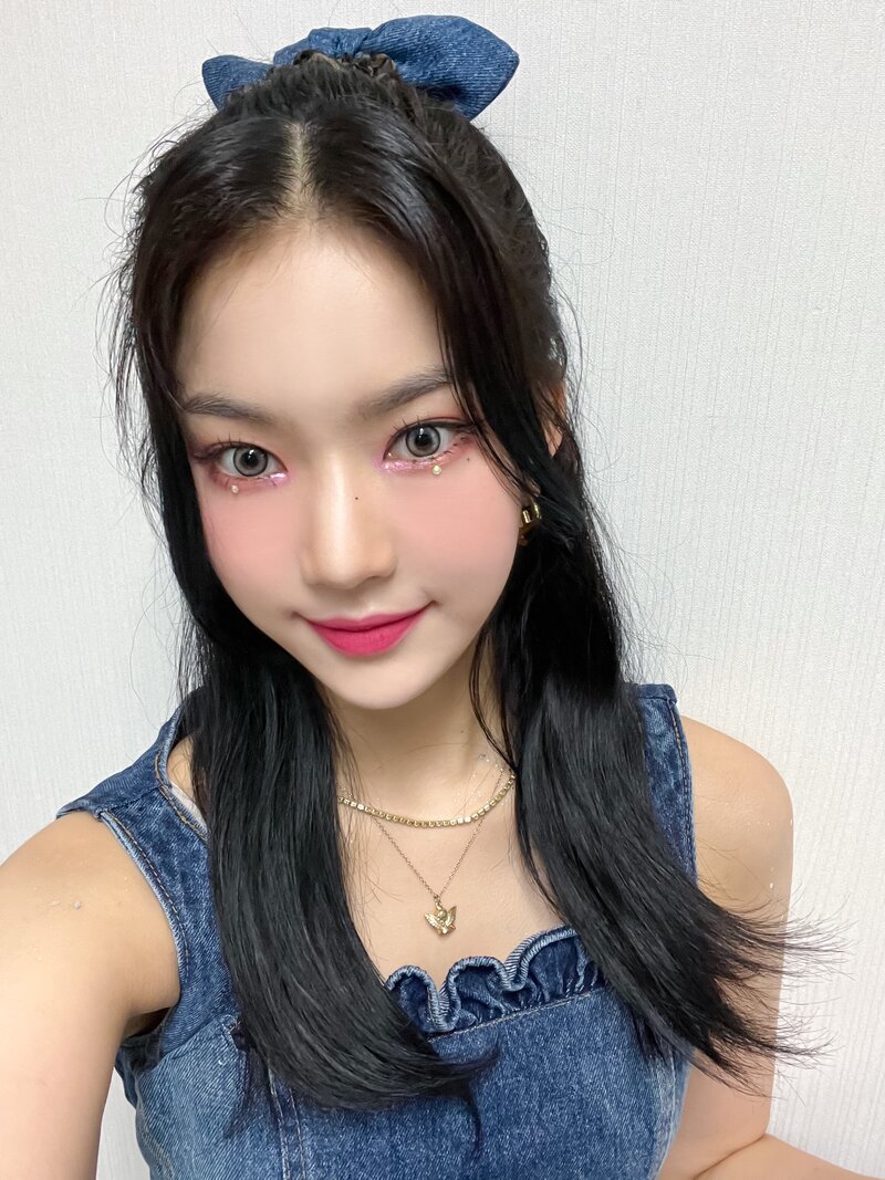 220818 Hi-Up Naver Post - 'BEAUTIFUL MONSTER' Music Show Selca Collection #1 documents 6