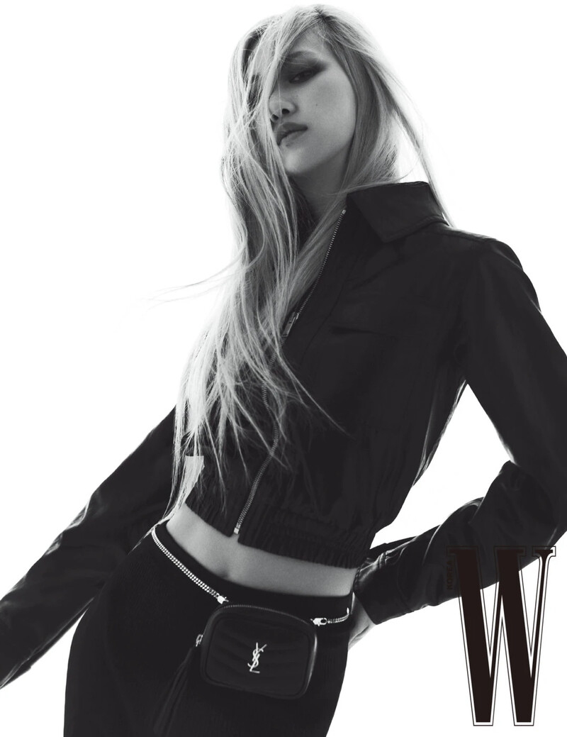 BLACKPINK Rosé for W Korea Magazine May 2021 Issue documents 9