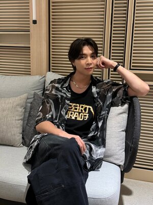 240407 NCTsmtown Twitter Update with Johnny