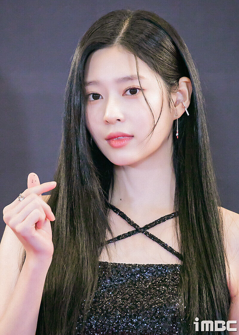 221230 Kim Minju - MBC Drama Awards 2022 documents 13