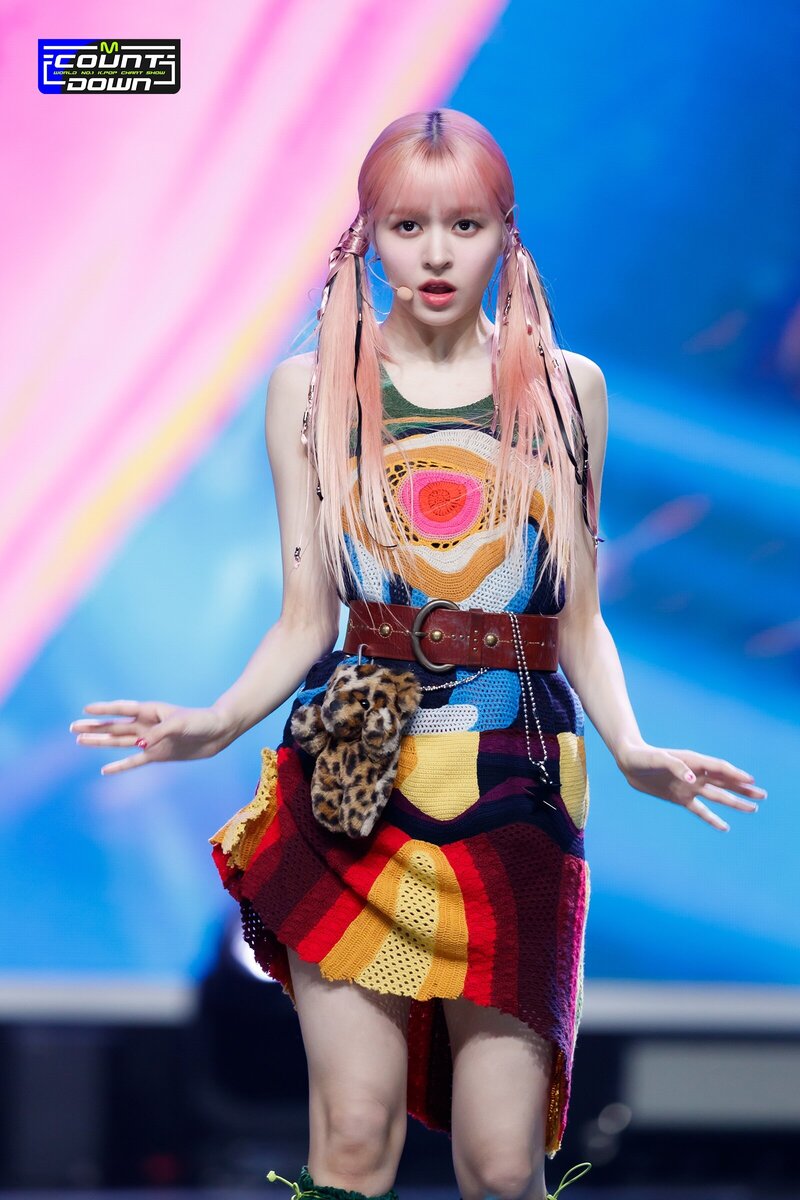 230330 NMIXX Lily - 'Love Me Like This' at M COUNTDOWN documents 7