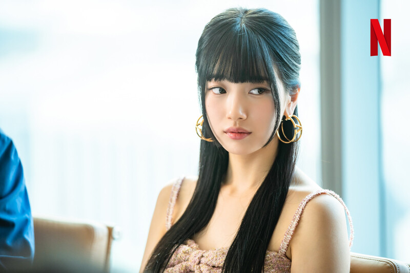 230925 Netflix Korea - Suzy on "Doona!" Still Cuts documents 4