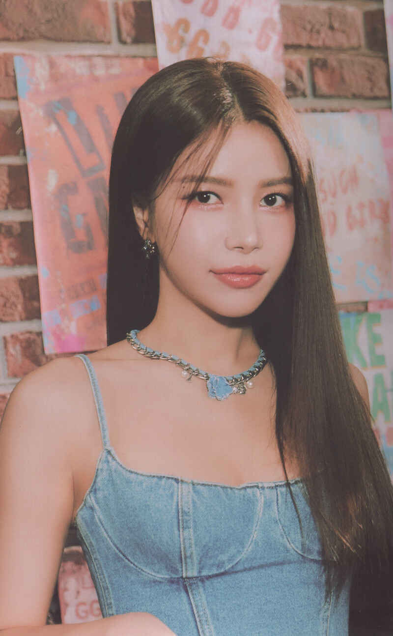 MAMAMOO 1st Single Album 'ACT 1, SCENE 1' [SCANS] documents 3