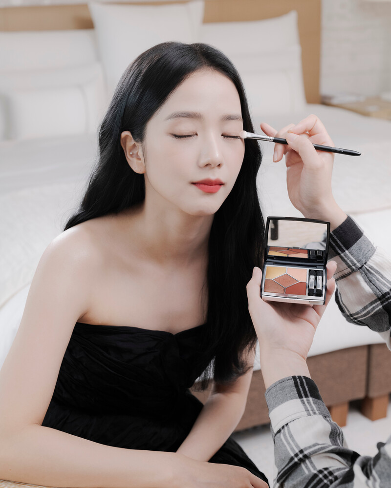 BLACKPINK Jisoo 2023 Dior Spring-Summer Show Day Diary Photoshoot documents 6