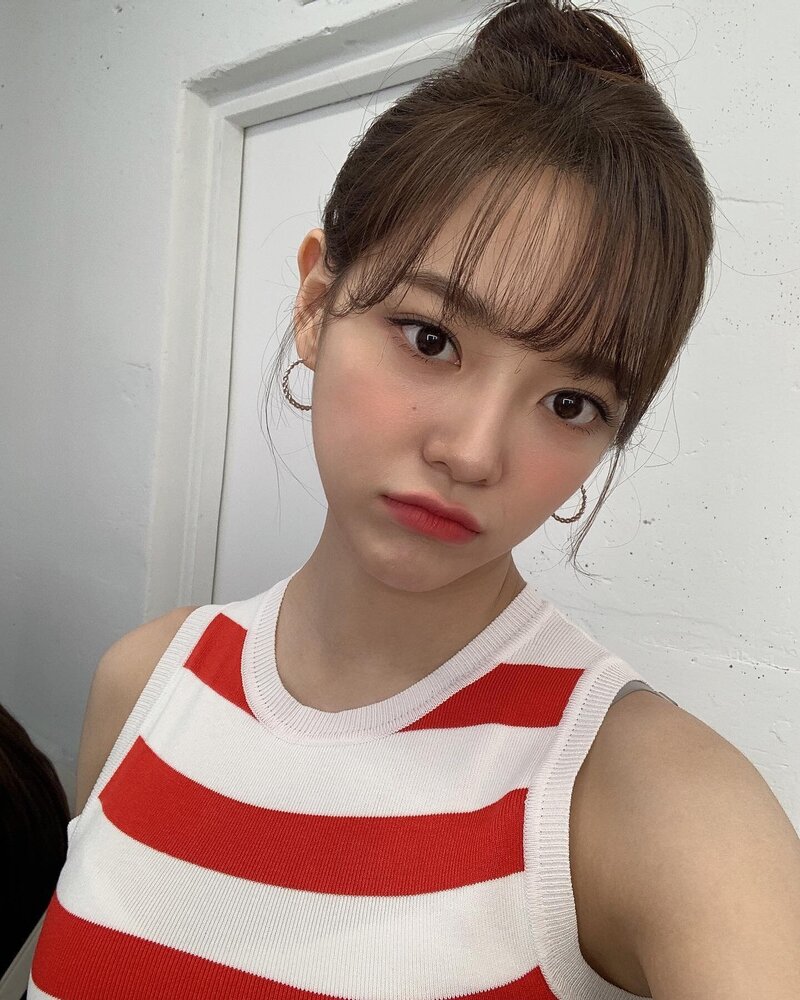 211206 Sejeong Instagram Update documents 4
