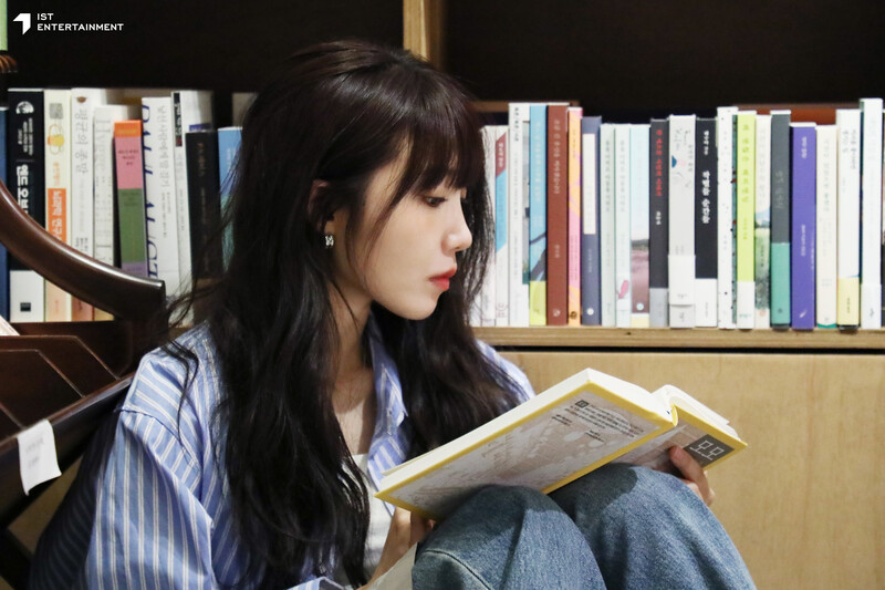 240619 IST Naver post - EUNJI fanmeeting 'Eunji's Bookstore' Poster & VCR shooting documents 4