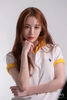 220524 Awesome Ent Naver Post - Kim Yura - #Legend Photoshoot Behind