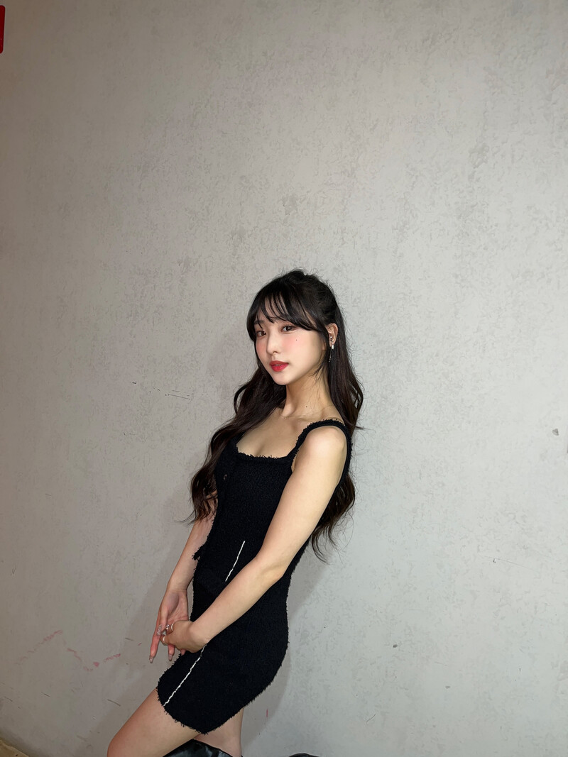 220628 LOONA Twitter Update - Yeojin documents 5