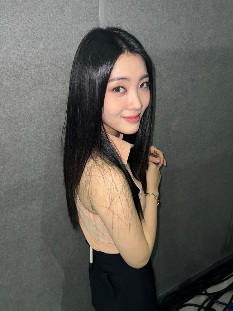 220820 Lucy Twitter update documents 4