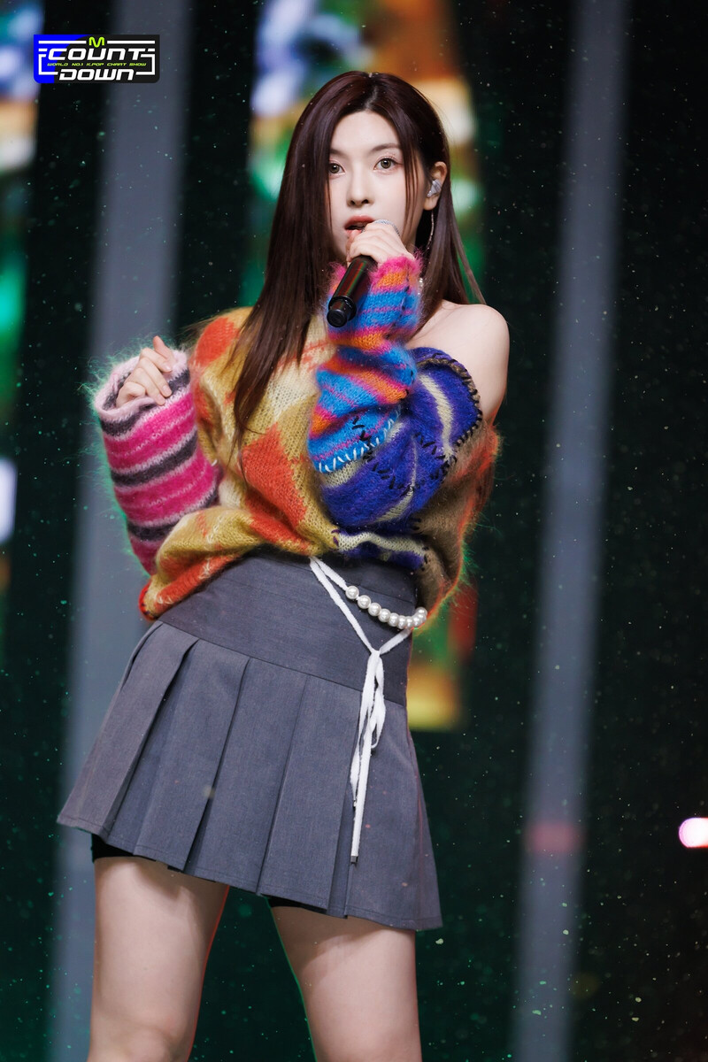 221229 NMIXX Bae 'Funky Glitter Christmas' at M Countdown documents 1