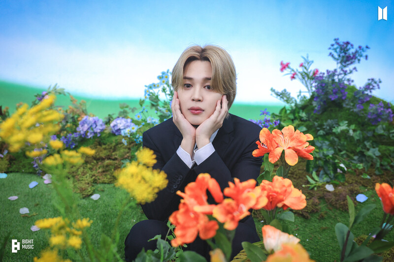 Jimin smeraldo garden marching перевод