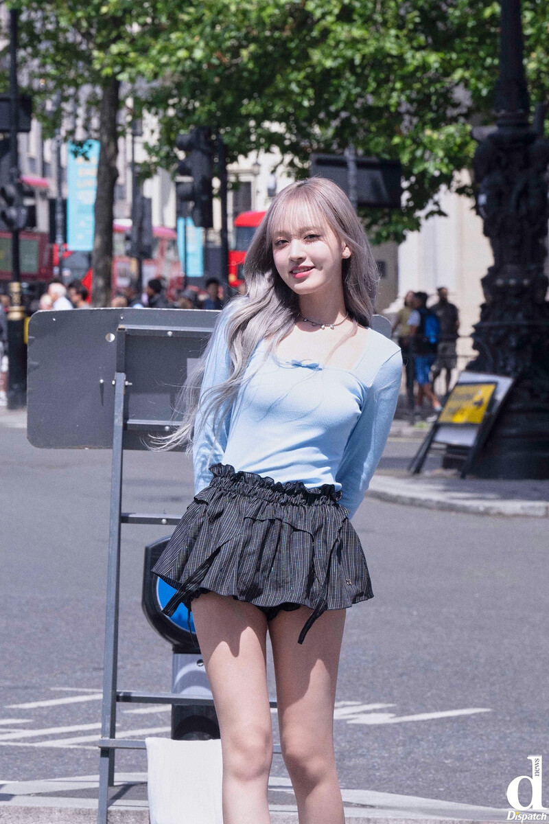 IVE's Rei & Liz - [NAVER X DISPATCH] Dicon Photoshoot in London documents 9