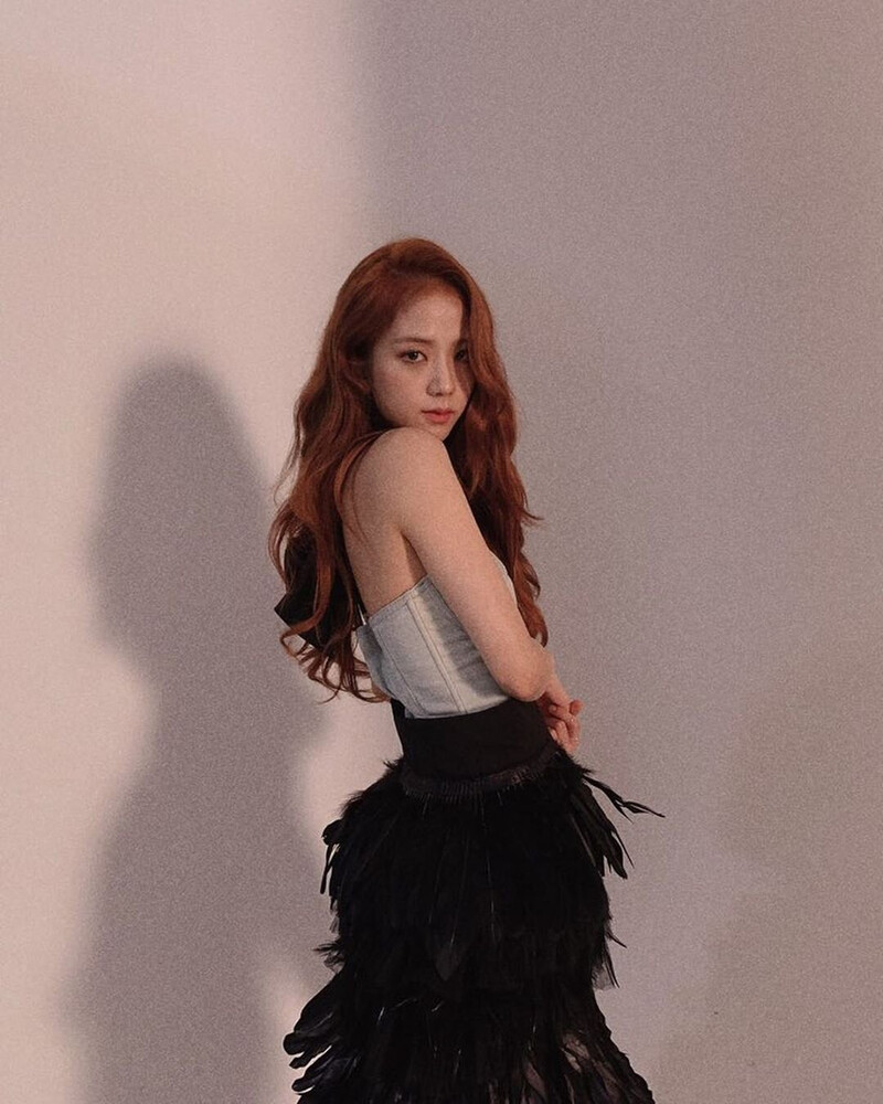 190604 JISOO InstagramUpdate documents 9