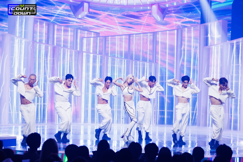 230810 - SOMI 'Fast Forward' at M COUNTDOWN documents 24