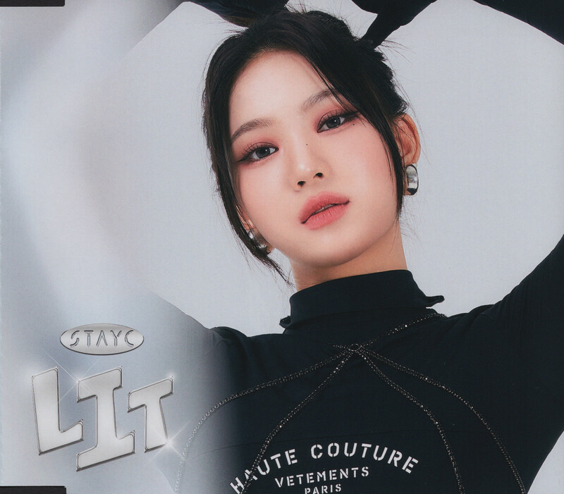 STAYC - Japan 3rd Single 'LIT' (Scans) documents 5