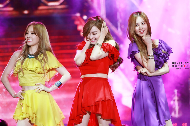 140921 Girls' Generation-TTS at K-POP Expo in Asia documents 3