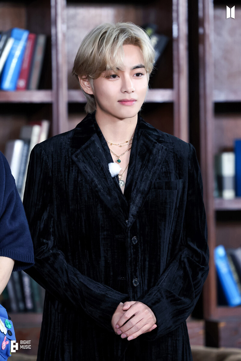 231031 BIG HIT Naver Post - BTS V 'Layover' Promotion Schedules Behind the Scenes documents 20