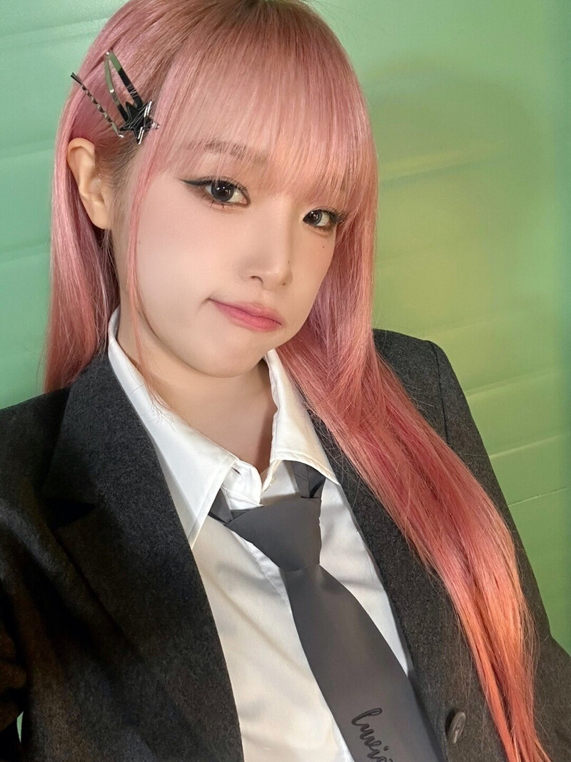 231128 - YENA Twitter Update documents 1