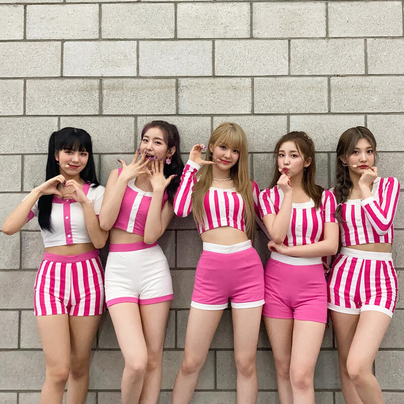 210615 WOOAH twitter update - Purple at 'The Show' documents 2