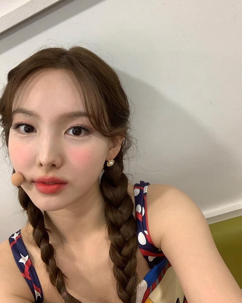 210621 Nayeon Instagram Update (TWICE) documents 18