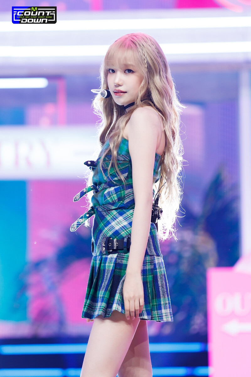 230810 JO YURI - 'TAXI' at M COUNTDOWN documents 8