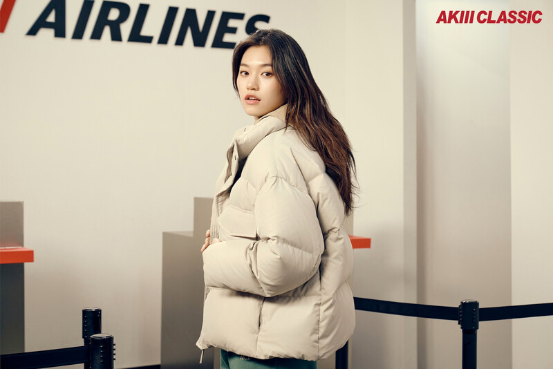 Weki Meki Doyeon for AKIII Classic 2021 Winter Collection documents 2